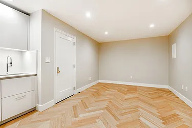 Rented by Akelius Real Estate Management