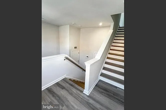 2 bed, 1386 sqft, $1,950 — Photo 2