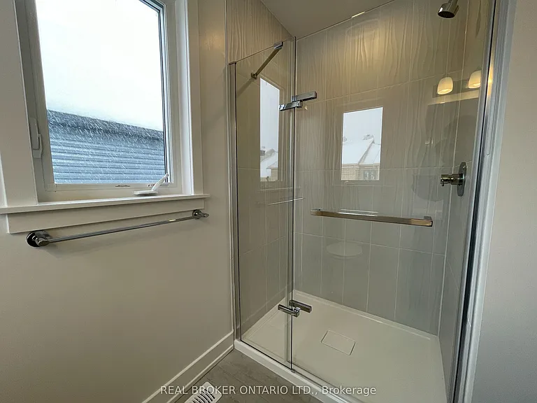 882 Solarium Ave — Photo 21
