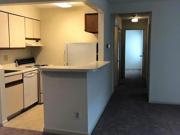 15 Davenport Ct — Photo 7