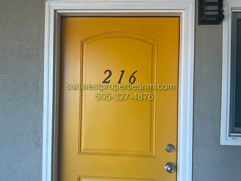 2400 N Dustin Ave — Photo 1