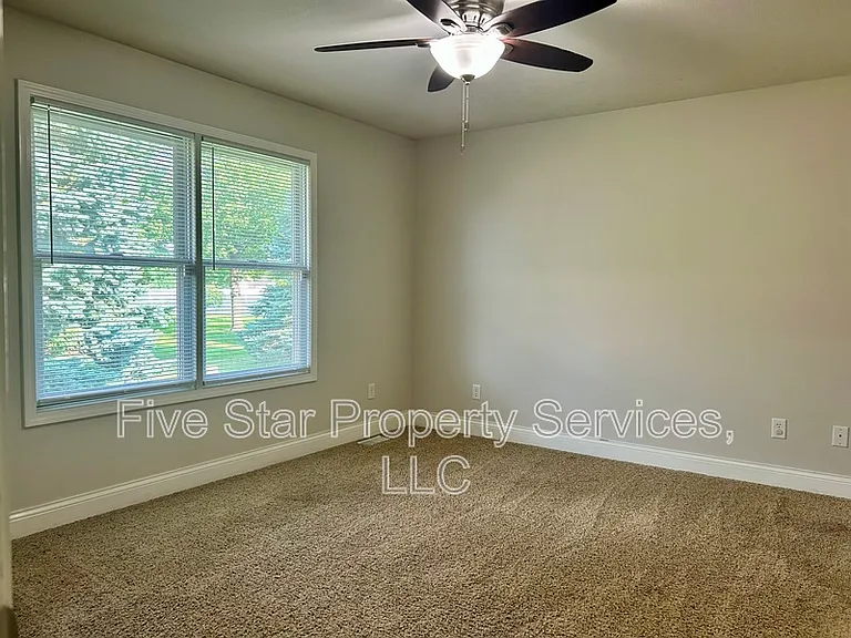 1420 School House Ln — Photo 10