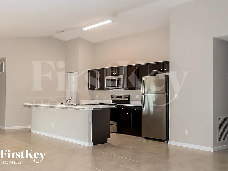 3542 SW Viceroy St — Photo 5
