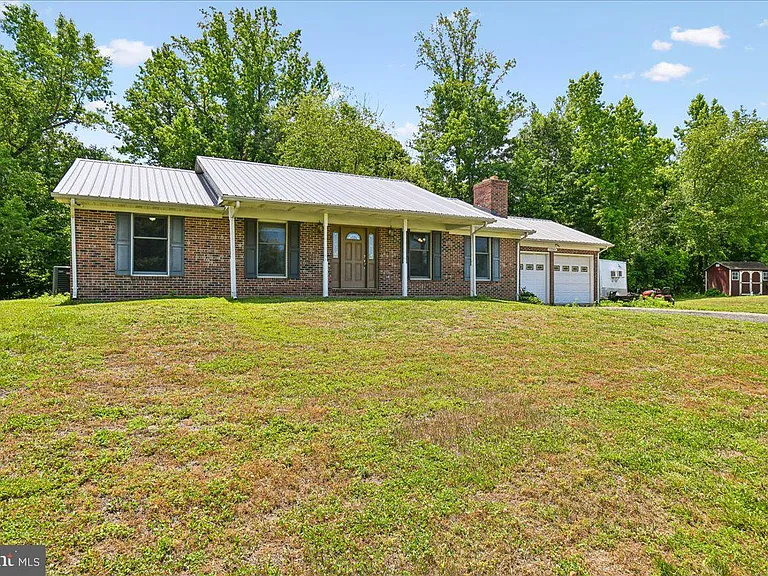 13245 Croom Rd — Photo 6