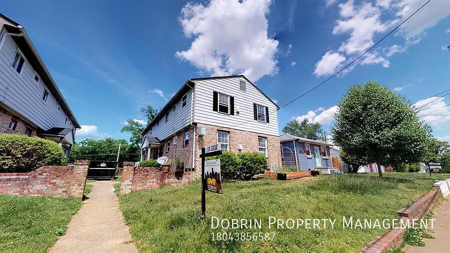 Brand New 2bd: Completely Renovated!! — Photo 1