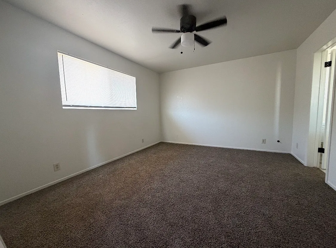 3181 Kearsage Dr — Photo 3
