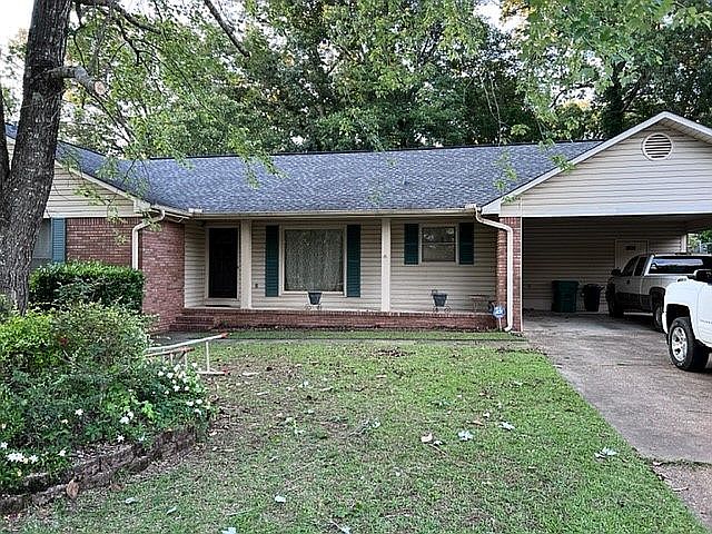 1st image of 230 Countrywood Dr