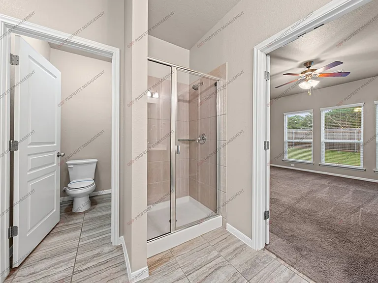 5620 Blackstone Dr — Photo 19