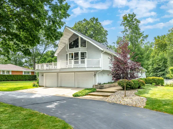 37 Lynwood Dr, Battle Creek, MI 49015