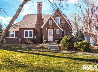 5813 N Galena Rd, Peoria Heights, IL 61616