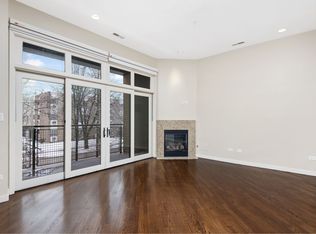 Oak Park Place, Oak Park, IL 60301