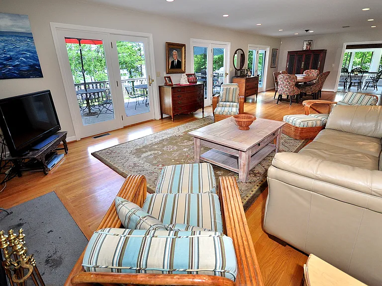 72 Sandy Beach Rd — Photo 12