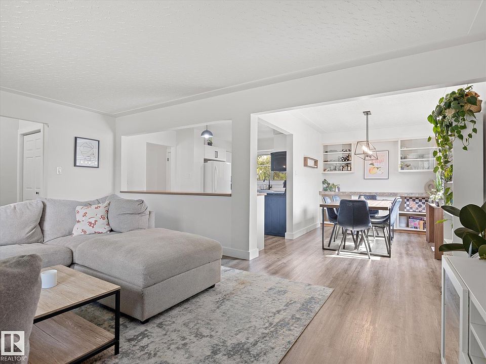 1st image of 8905 157th St NW