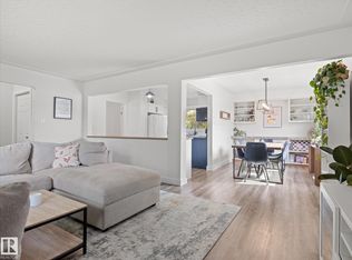 8905 157th St NW, Edmonton, AB T5R 2A6