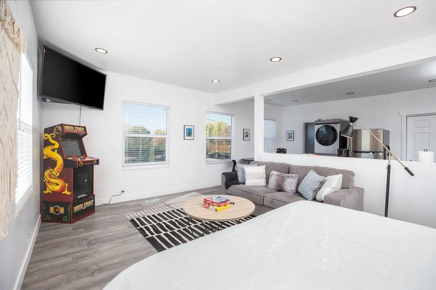 1 bed, 1.0 bath, 753 sqft, $2,708 — Photo 4