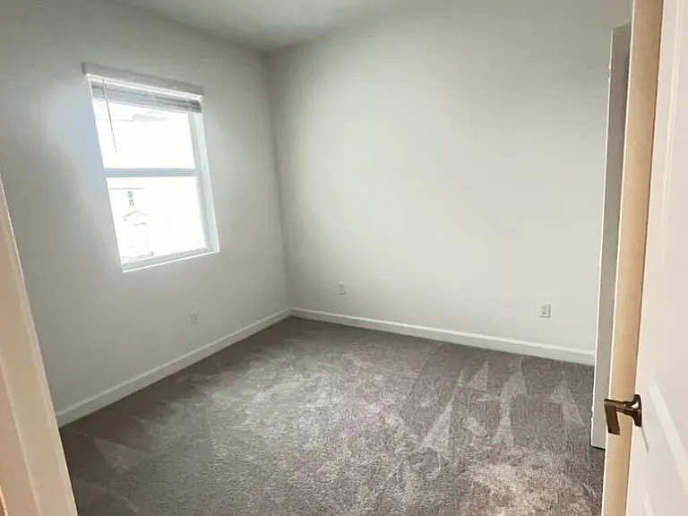 632 SE Lake Falls St #632 — Photo 8