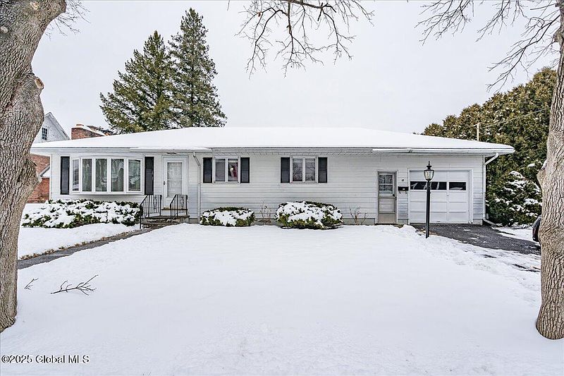 2nd image of 18 Newman Avenue