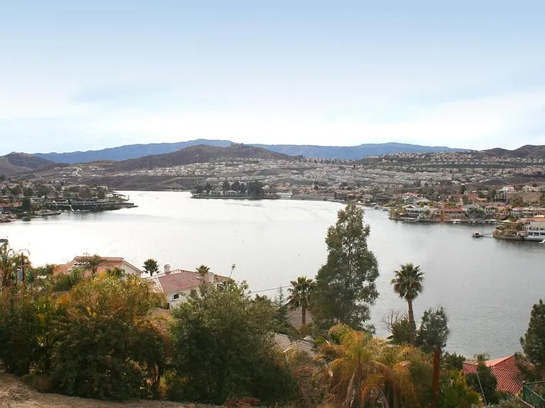 Canyon Lake