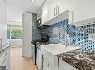 1210 N Taft St APT 411, Arlington, VA 22201