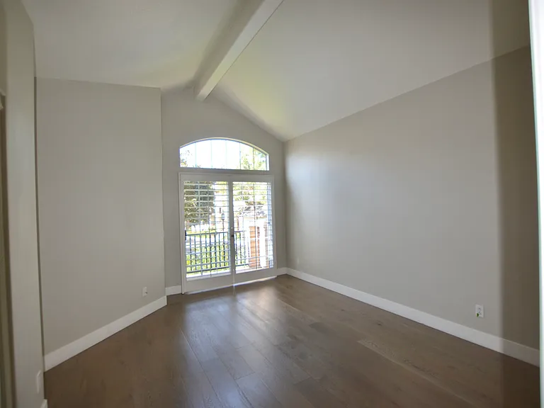 140 Montara Dr — Photo 16