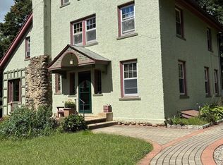 50 Mount Pleasant St, Amherst, MA 01002