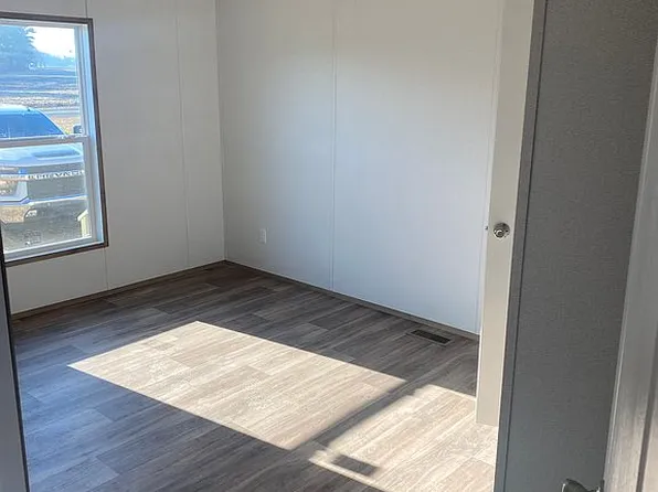 11 Daniel McLeod Rd, Red Springs, NC 28377