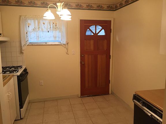 2nd image of 2543 S Mildred St