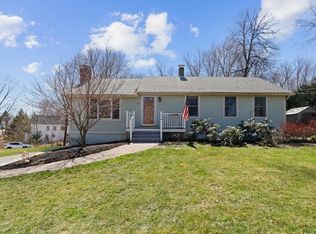 13 Fairview Ave, Groton, MA 01450