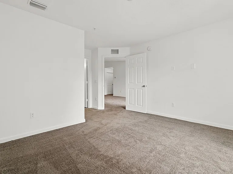 Palm Springs Apartments — Photo 22