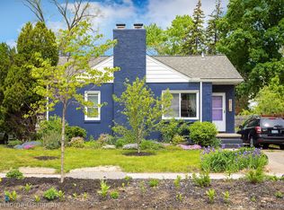 8730 Troy St, Oak Park, MI