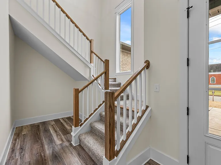 135 Max Lane Dr — Photo 19
