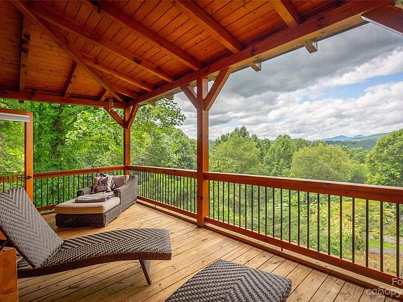 2nd image of 1179 Evergreen Farm Cir