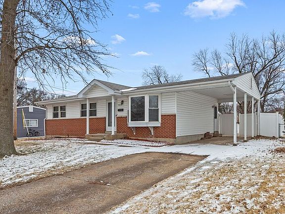 2nd image of 1020 Bellarmine Ln