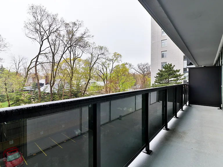 494 Avenue Rd #B — Photo 15