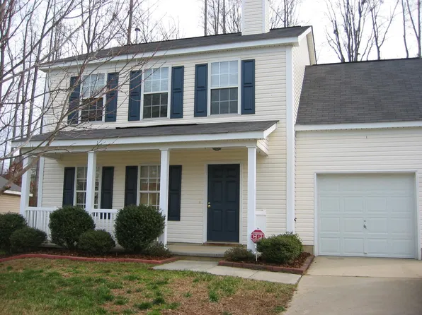 103 Breezemere Ct, Apex, NC 27502