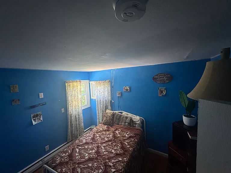 49 Van Buren St #2 — Photo 5