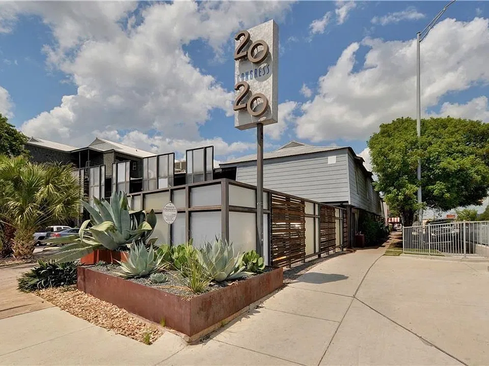2020 S Congress Ave #2122