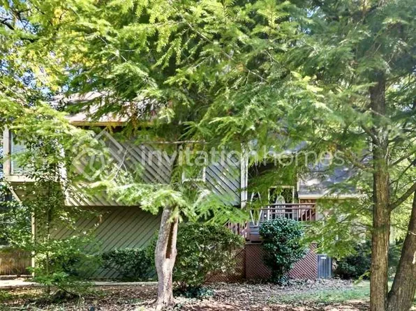 4162 Jody Ct NE, Marietta, GA 30066