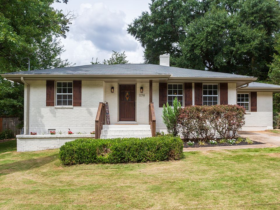 1st image of 1179 Oakview Dr SE