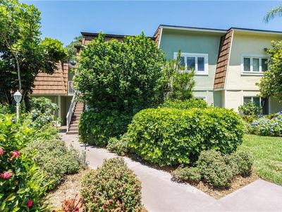 421 Meadowlark LN #421B, Naples, FL, 34105