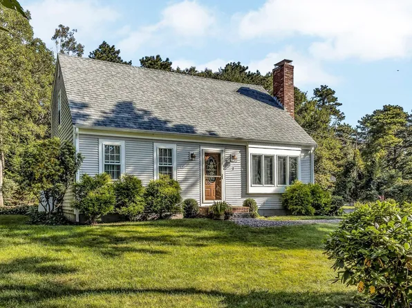 2 Deer Hollow Road, Forestdale, MA 02644