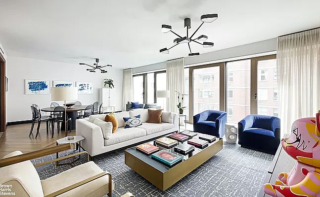 1st image of 117 W 21st St #6