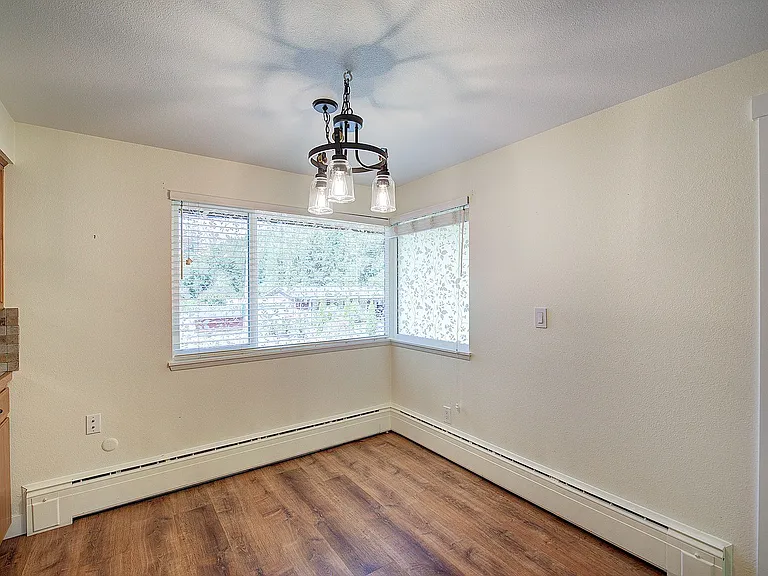 18021 Issaquah Hobart Rd SE — Photo 26