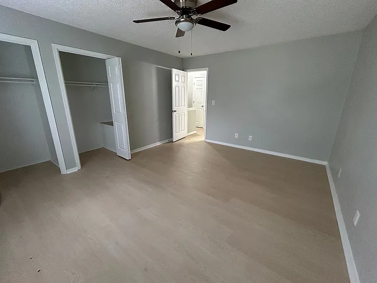 1379 E Sequoyah Ct — Photo 14