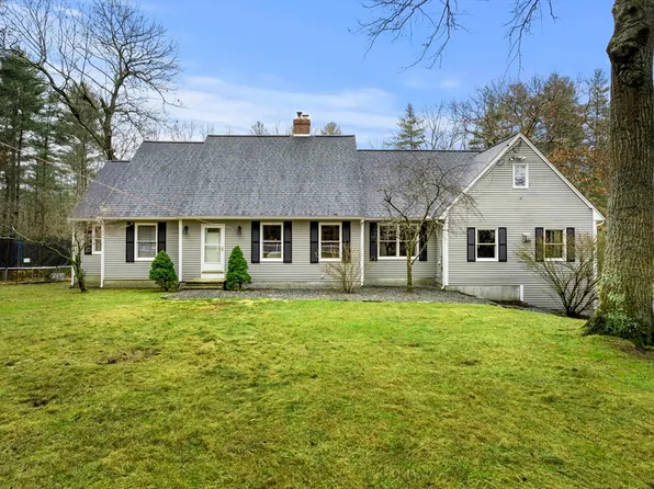 257 Pleasant St, Dunstable, MA 01827