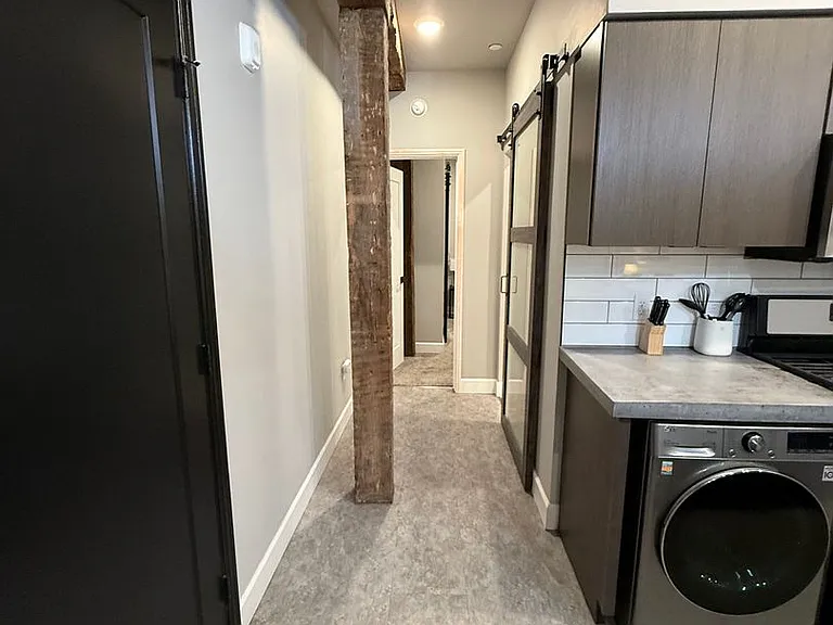 305 N Alaska St — Photo 10
