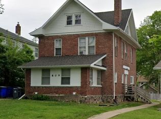 809 17th St SE, Cedar Rapids, IA 52403