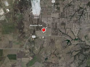 5818 Yellow Rose Ct, Midlothian, TX 76065