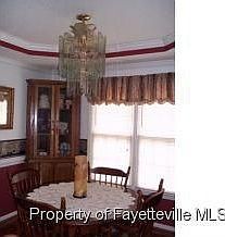 4th image of 94 Stonecliff Ln