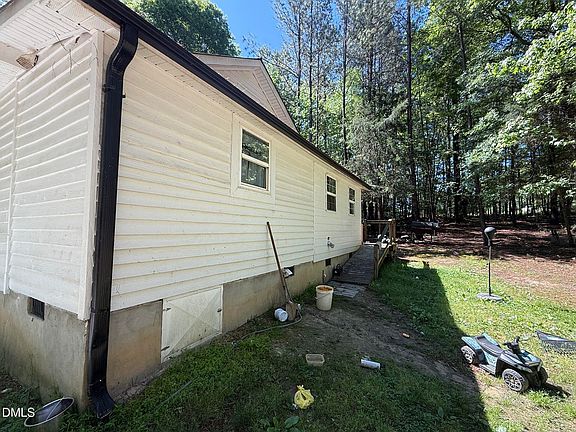 4th image of 7703 Cornwall Rd